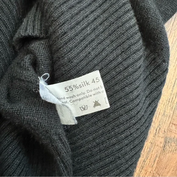 E.VIL QUEEN OF EVIL “Snobs & BitchesUnite” silk/cashmere blend sweater, size S